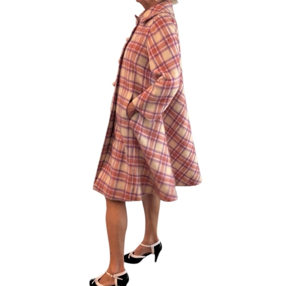 Vintage 1950s Louis Goldstein Plaid Pink Women's Wool Dress Coat Medium - Picture 4 of 16
